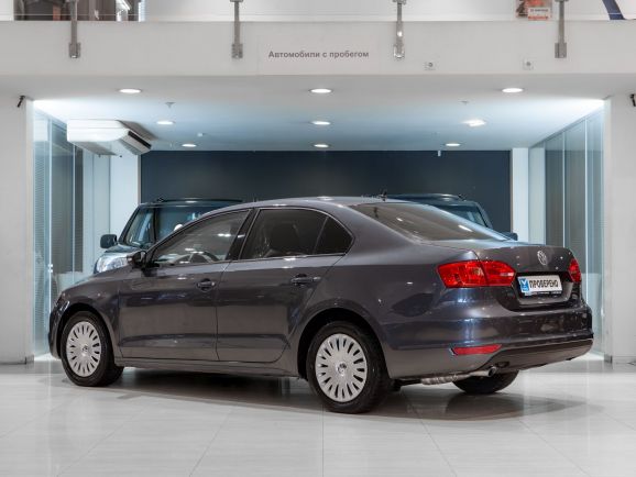 Volkswagen Jetta, АТ, 2012 фото 6