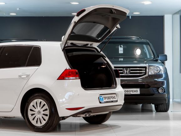 Volkswagen Golf, Робот, 2013 фото 1