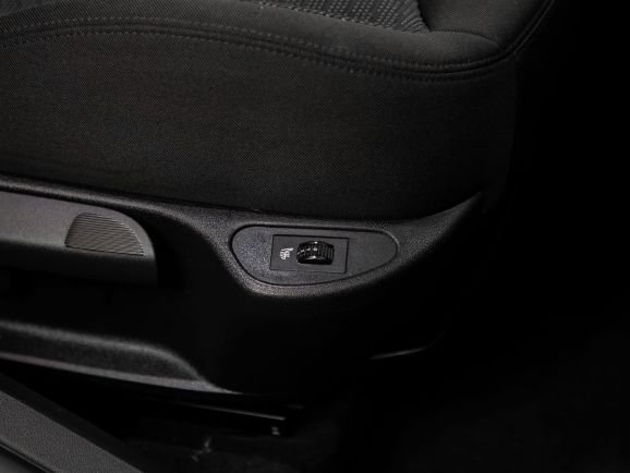 Peugeot 308, АТ, 2012 фото 14