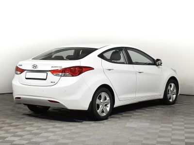 Hyundai Elantra, 1.6 л, АКПП, 2012 фото 4