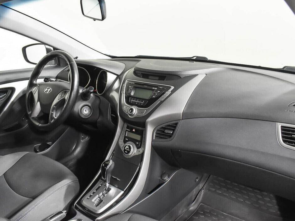 Hyundai Elantra, 1.6 л, АТ, 2012 фото 2