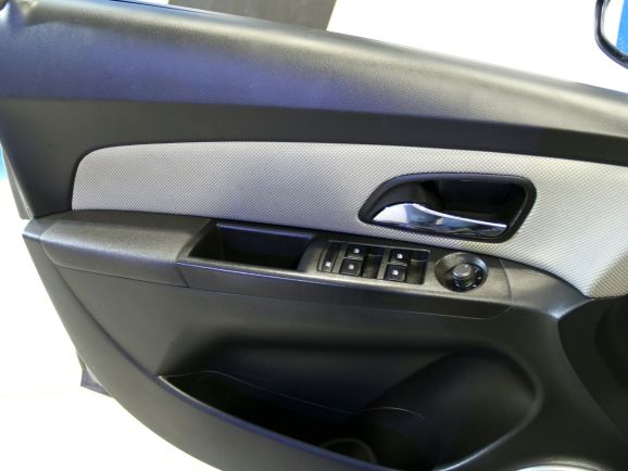 Chevrolet Cruze, 1.8 л, АТ, 2015 фото 1