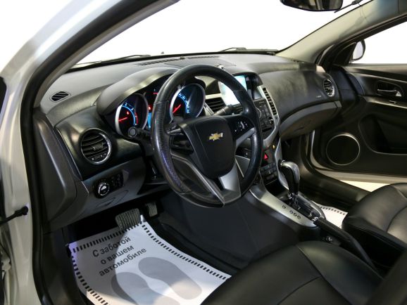 Chevrolet Cruze, 1.8 л, АТ, 2011 фото 9
