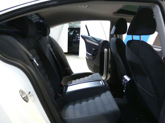 Volkswagen Passat CC, 1.8 л, Робот, 2010 фото 8