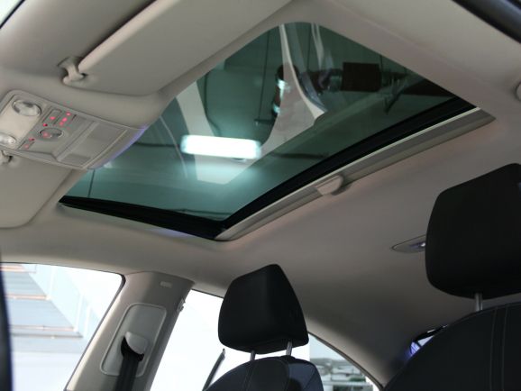 Volkswagen Passat CC, 1.8 л, Робот, 2010 фото 1