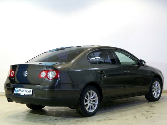 Volkswagen Passat, 2.0 л, МТ, 2007 фото 5