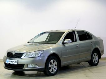 Skoda Octavia, 1.8 л, МКПП, 2011 фото 3