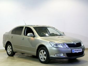 Skoda Octavia, 1.8 л, МКПП, 2011 фото 4