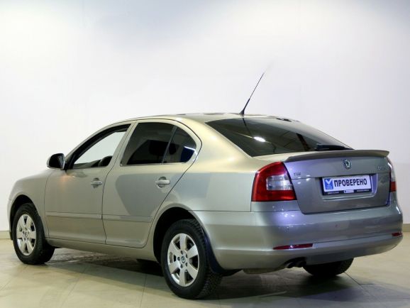 Skoda Octavia, 1.8 л, МТ, 2011 фото 6