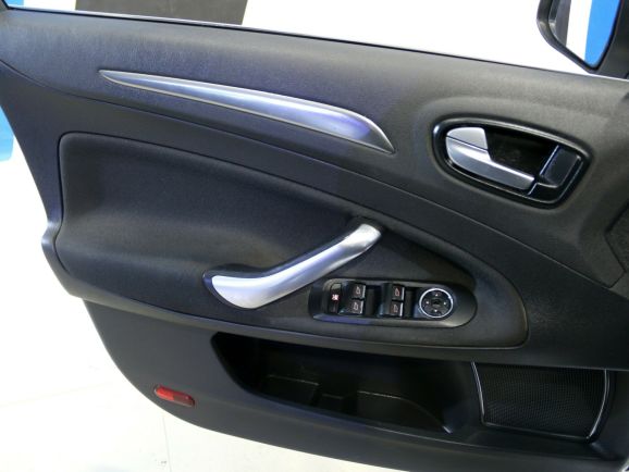 Ford Mondeo, 2.3 л, АТ, 2010 фото 1