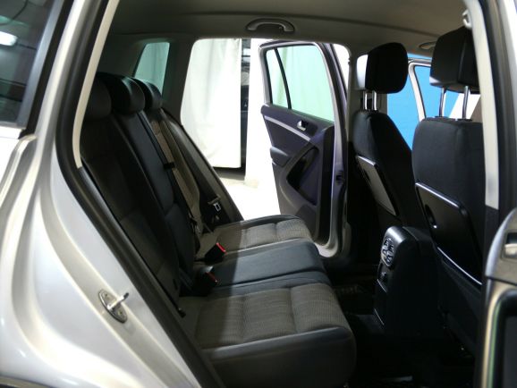 Volkswagen Tiguan, 2.0 л, АТ, 2013 фото 8
