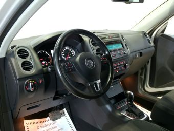 Volkswagen Tiguan, 2.0 л, АКПП, 2013 фото 9