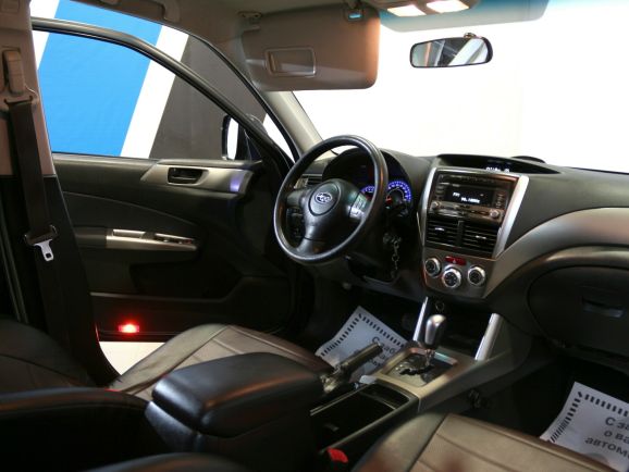 Subaru Forester, 2.0 л, АТ, 2010 фото 7