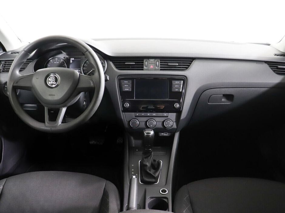 Skoda Octavia, 1.6 л, АТ, 2018 фото 8