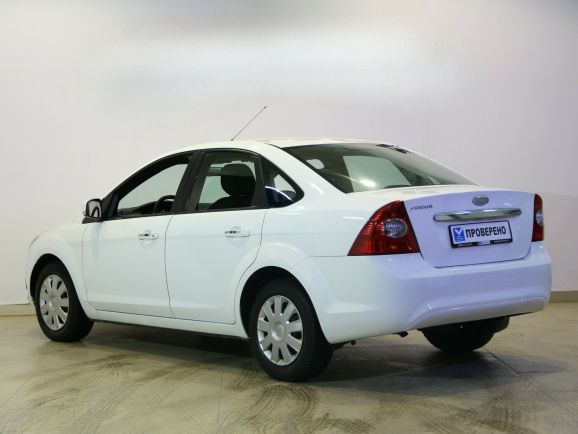 Ford Focus, 1.6 л, МТ, 2010 фото 6