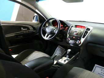 Kia Ceed, 1.6 л, АКПП, 2011 фото 7