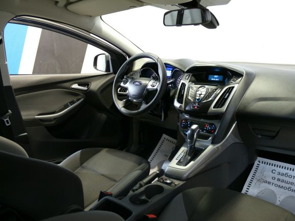 Ford Focus, 1.6 л, Робот, 2014 фото 7