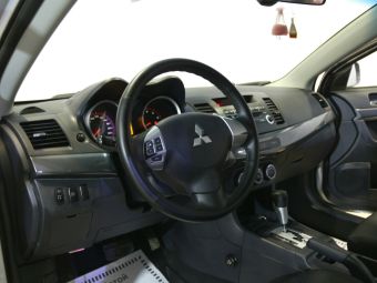 Mitsubishi Lancer, 2.0 л, CVT, 2010 фото 2