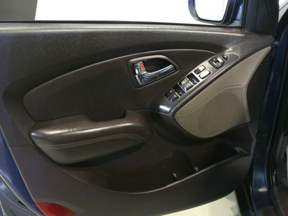 Hyundai ix35, 2.0 л, АТ, 2010 фото 1