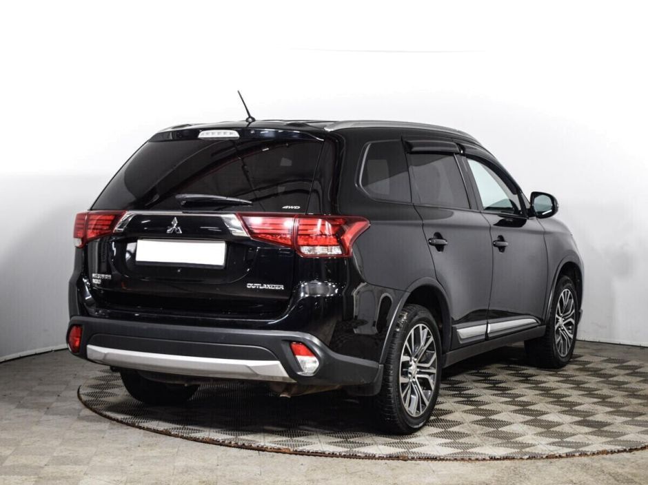 Mitsubishi Outlander, 2.0 л, Вариатор, 2016 фото 4