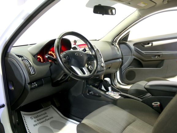 Kia Ceed, 1.6 л, АТ, 2010 фото 7