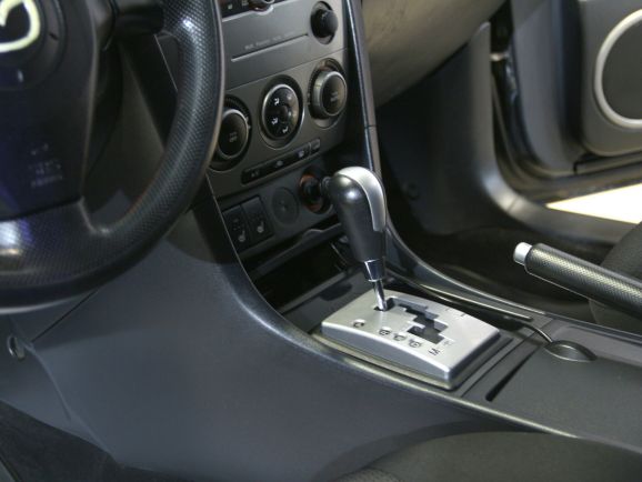 Mazda 3, 1.6 л, АТ, 2008 фото 2