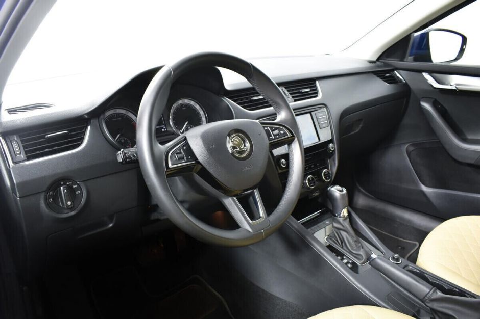 Skoda Octavia Импорт, 1.5 л, Робот, 2019 фото 7