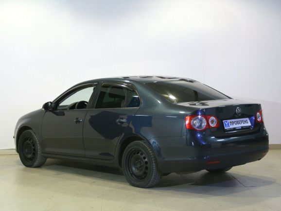 Volkswagen Jetta, 1.6 л, Робот, 2009 фото 5