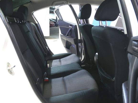 Mazda 3, 1.6 л, АТ, 2012 фото 1