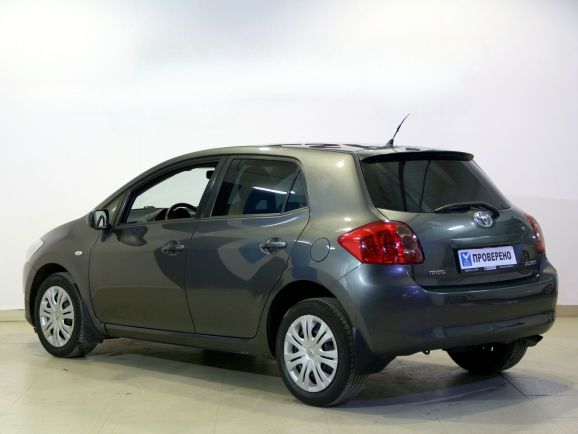 Toyota Auris, 1.6 л, Робот, 2009 фото 6