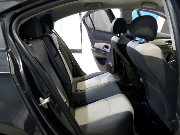 Chevrolet Cruze, 1.8 л, АТ, 2011 фото 1