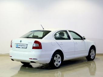 Skoda Octavia, 1.8 л, РКПП, 2012 фото 6