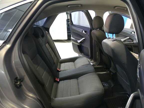 Ford Mondeo, 2.0 л, Робот, 2012 фото 2