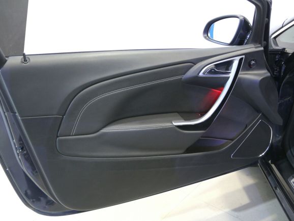 Opel Astra, 1.4 л, АТ, 2014 фото 2