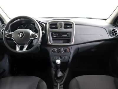 Renault Logan, 1.6 л, МКПП, 2021 фото 8