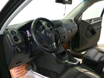 Volkswagen Tiguan, 2.0 л, АКПП, 2013 фото 9