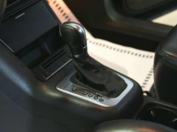 Volkswagen Tiguan, 2.0 л, АТ, 2013 фото 2