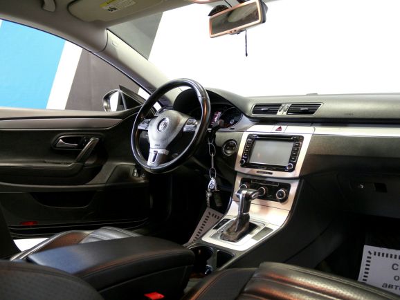 Volkswagen Passat CC, 2.0 л, Робот, 2010 фото 7