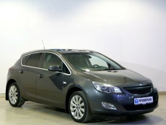 Opel Astra, 1.4 л, АКПП, 2012 фото 4