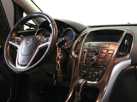 Opel Astra, 1.4 л, АТ, 2012 фото 6