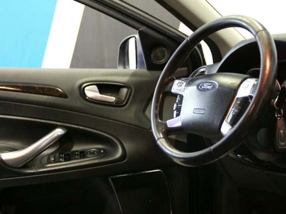 Ford Mondeo Titanium, 2.3 л, АТ, 2010 фото 1