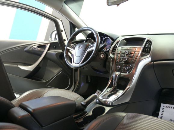 Opel Astra Enjoy, 1.4 л, АТ, 2011 фото 7