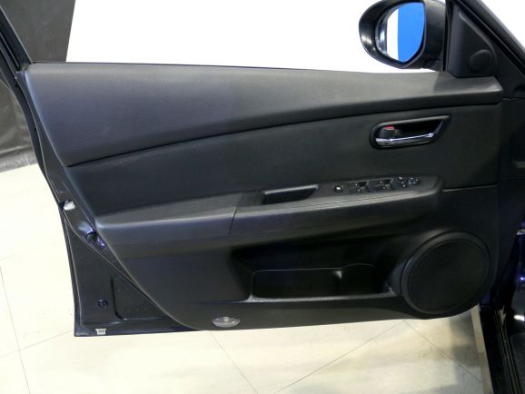 Mazda 6 Sport, 2.0 л, АТ, 2012 фото 1