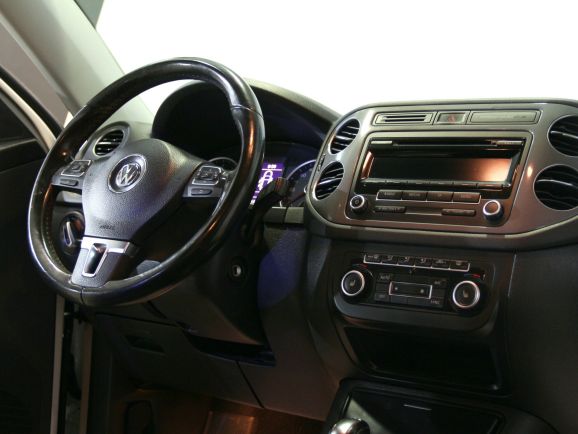 Volkswagen Tiguan Trend&Fun, 1.4 л, Робот, 2013 фото 9
