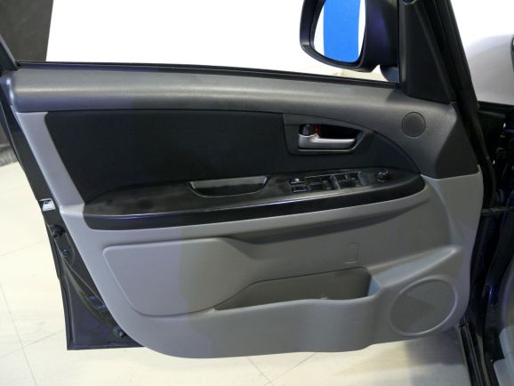 Suzuki SX4, 1.6 л, АТ, 2009 фото 1