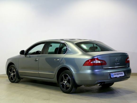 Skoda Superb, 1.8 л, Робот, 2010 фото 6