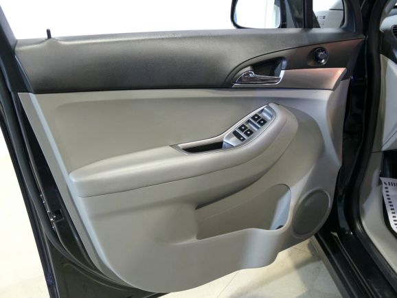 Chevrolet Orlando LTZ, 1.8 л, АТ, 2013 фото 2