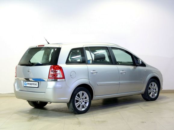 Opel Zafira, 1.8 л, Робот, 2012 фото 4