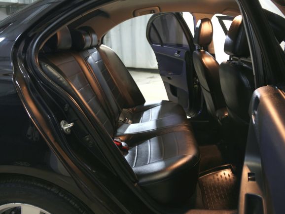 Mitsubishi Lancer, 2.0 л, Вариатор, 2010 фото 2