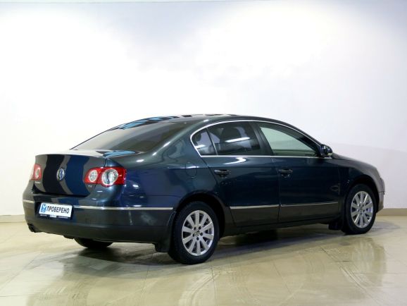 Volkswagen Passat, 1.8 л, Робот, 2009 фото 5